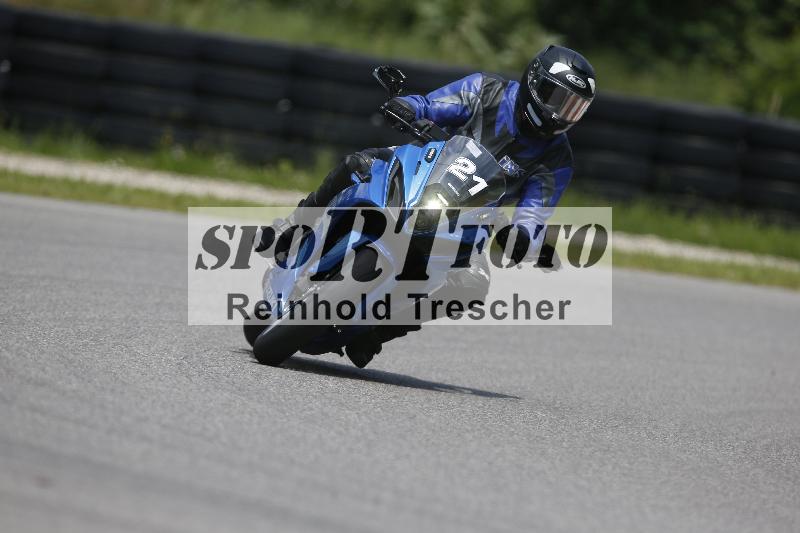 /Archiv-2024/29 12.06.2024 MOTO.CH Track Day ADR/Gruppe blau/21